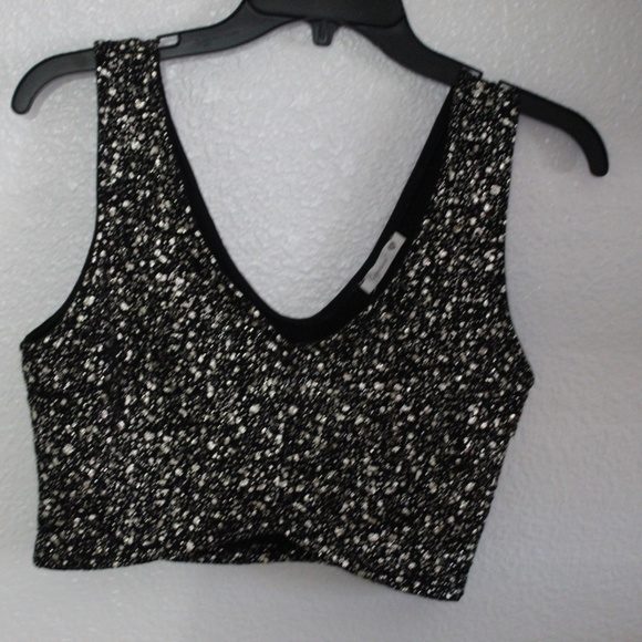 Speckled Black and Gold Crop top - Picture 1 of 3